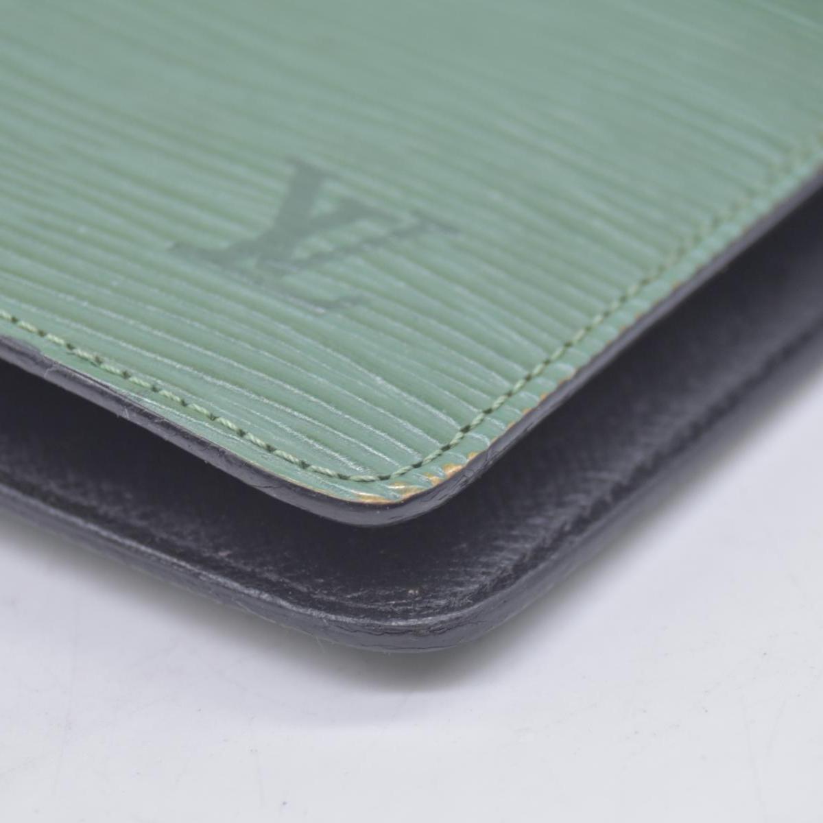 $750 1997 Louis Vuitton Epi Large Agenda Cover Green SP0957 CONSIGNMENT