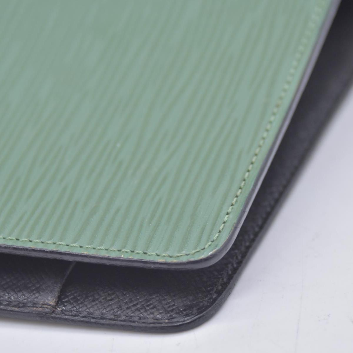 $750 1997 Louis Vuitton Epi Large Agenda Cover Green SP0957 CONSIGNMENT