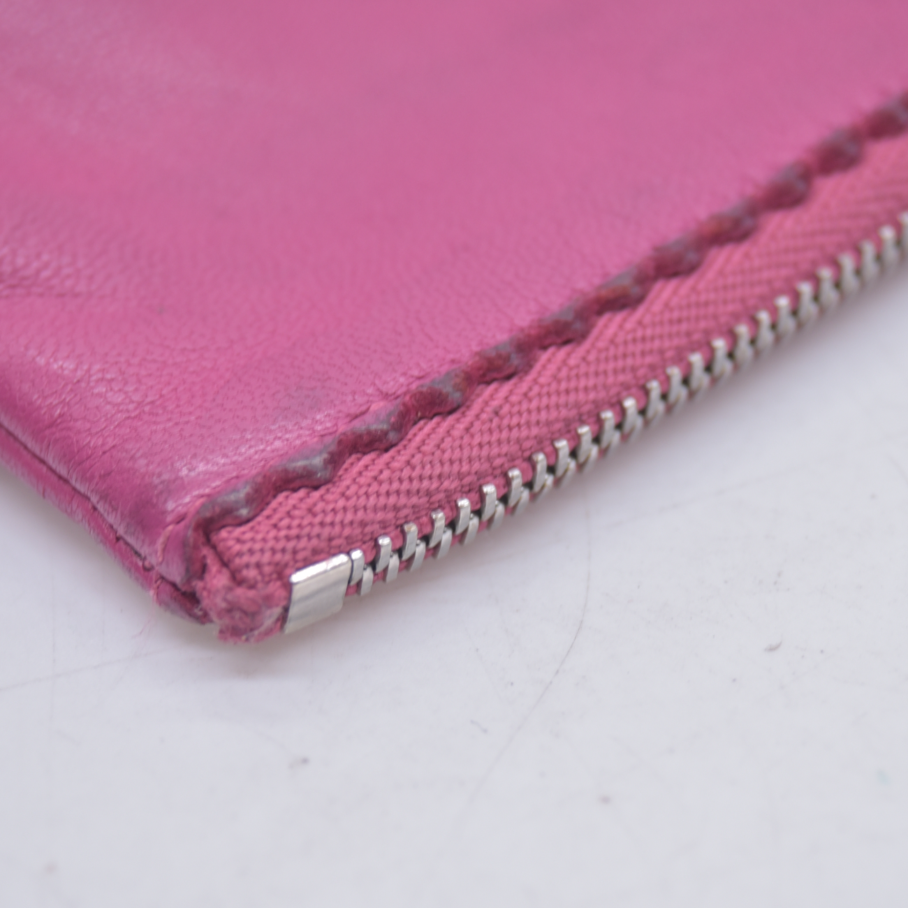 $490 Loewe Key Pouch Fuchsia CONSIGNMENT 10021228