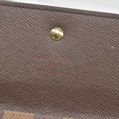 $775 2003 Louis Vuitton Damier Ebene Sarah Wallet CONSIGNMENT TH0063