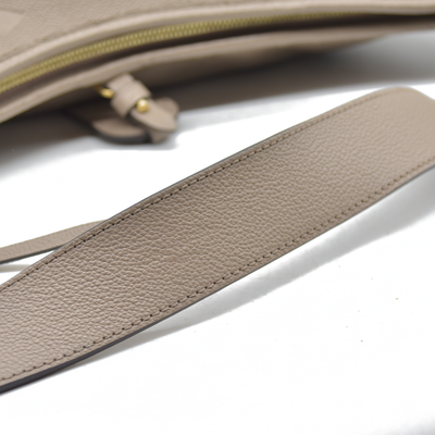 $3400 Louis Vuitton Empreinte Monogram Giant CarryAll MM Tourterelle
