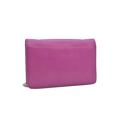 $850 Gucci Pebbled Calfskin Soho Wallet On Chain Fuchsia CONSIGNMENT