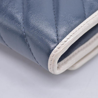 Gucci Vintage Effect Calfskin matelasse Diagonal Torchon GG Marmont Continental Clutch Wallet Blue Agata Mystic White CONSIGNMENT