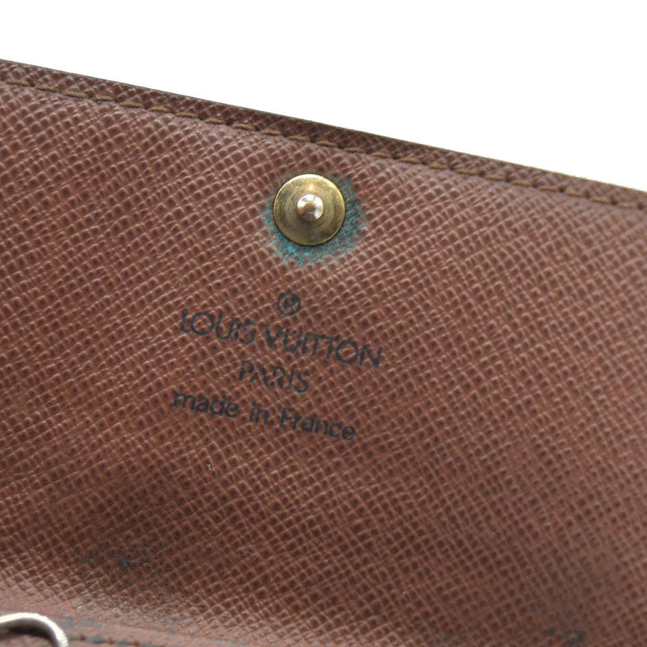 AUCTION $345 Louis Vuitton Monogram Multiles 6 Ring Key Holder