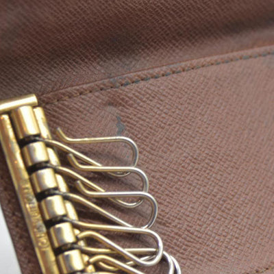 AUCTION $345 Louis Vuitton Monogram Multiles 6 Ring Key Holder