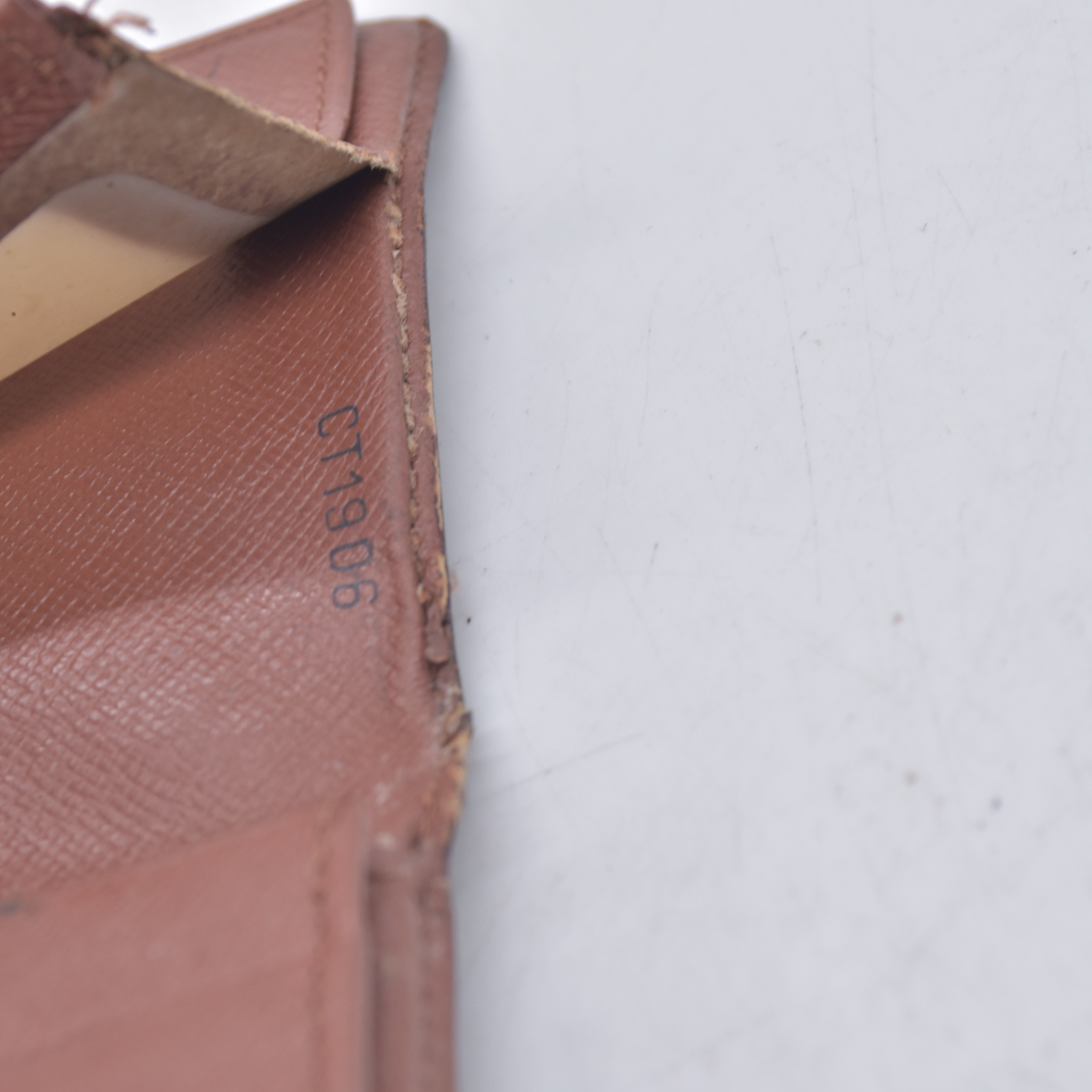 $395 1996 LOUIS VUITTON Monogram Card Holder Wallet CT1906