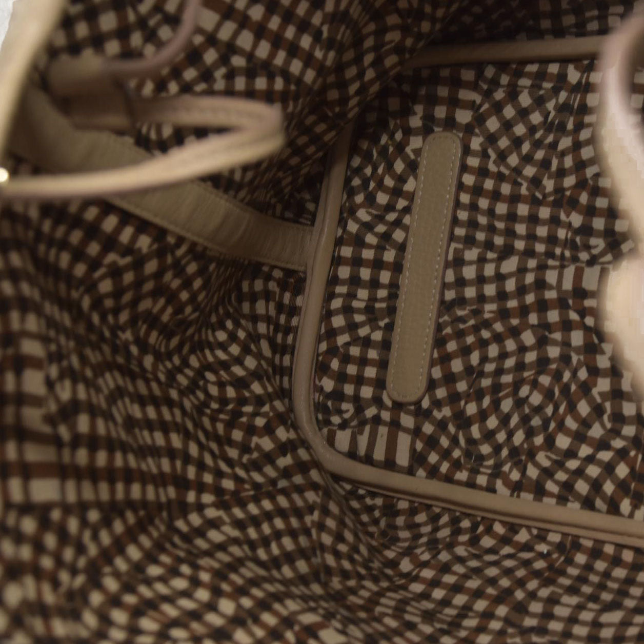 $830 MCM Tote Beige Large Liz Reversible Tote