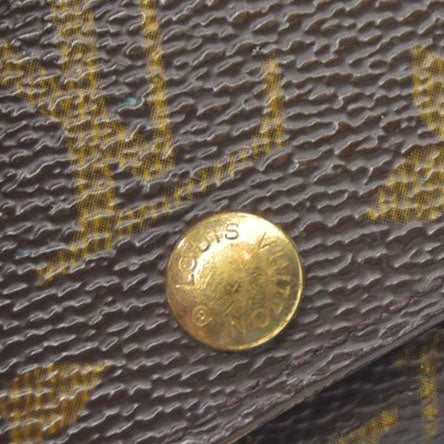 AUCTION $295 Louis Vuitton Monogram Multiples 4 Ring Key Holder