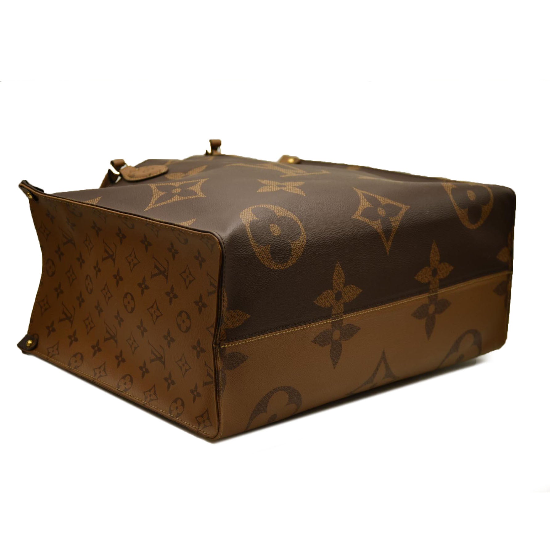 Louis Vuitton  Reverse Monogram Giant Onthego GM TJ4199