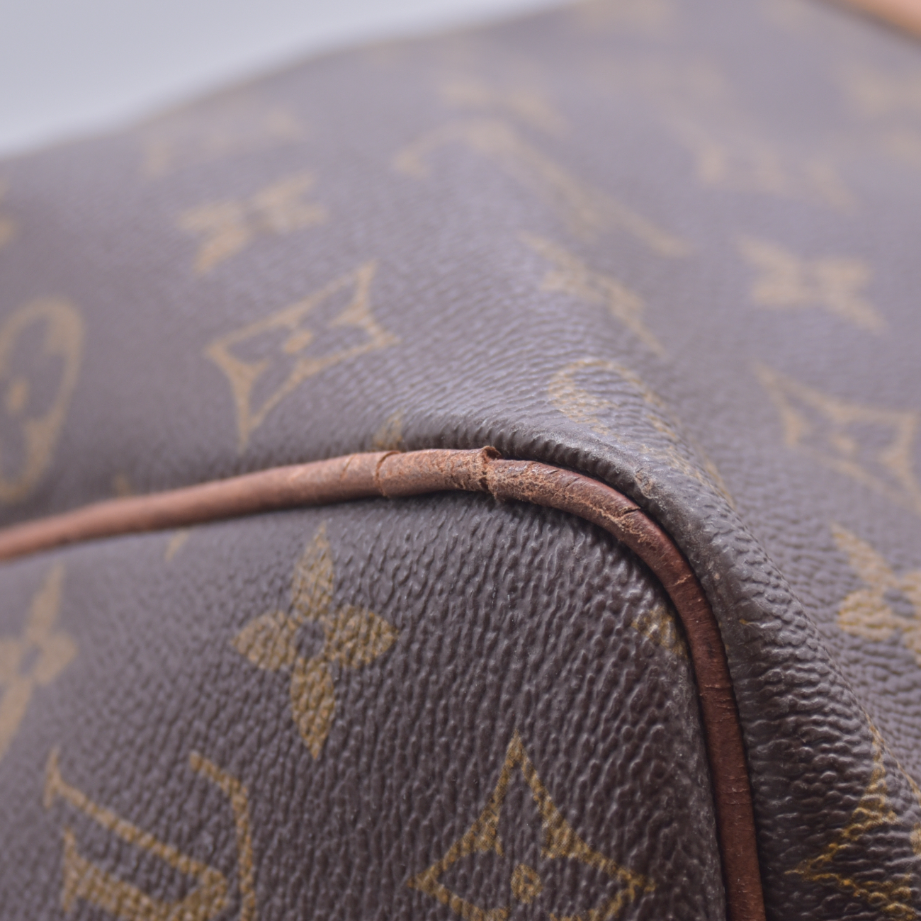 $1420 1985 Louis Vuitton Monogram Keepall 45 MB851 CONSIGNMENT
