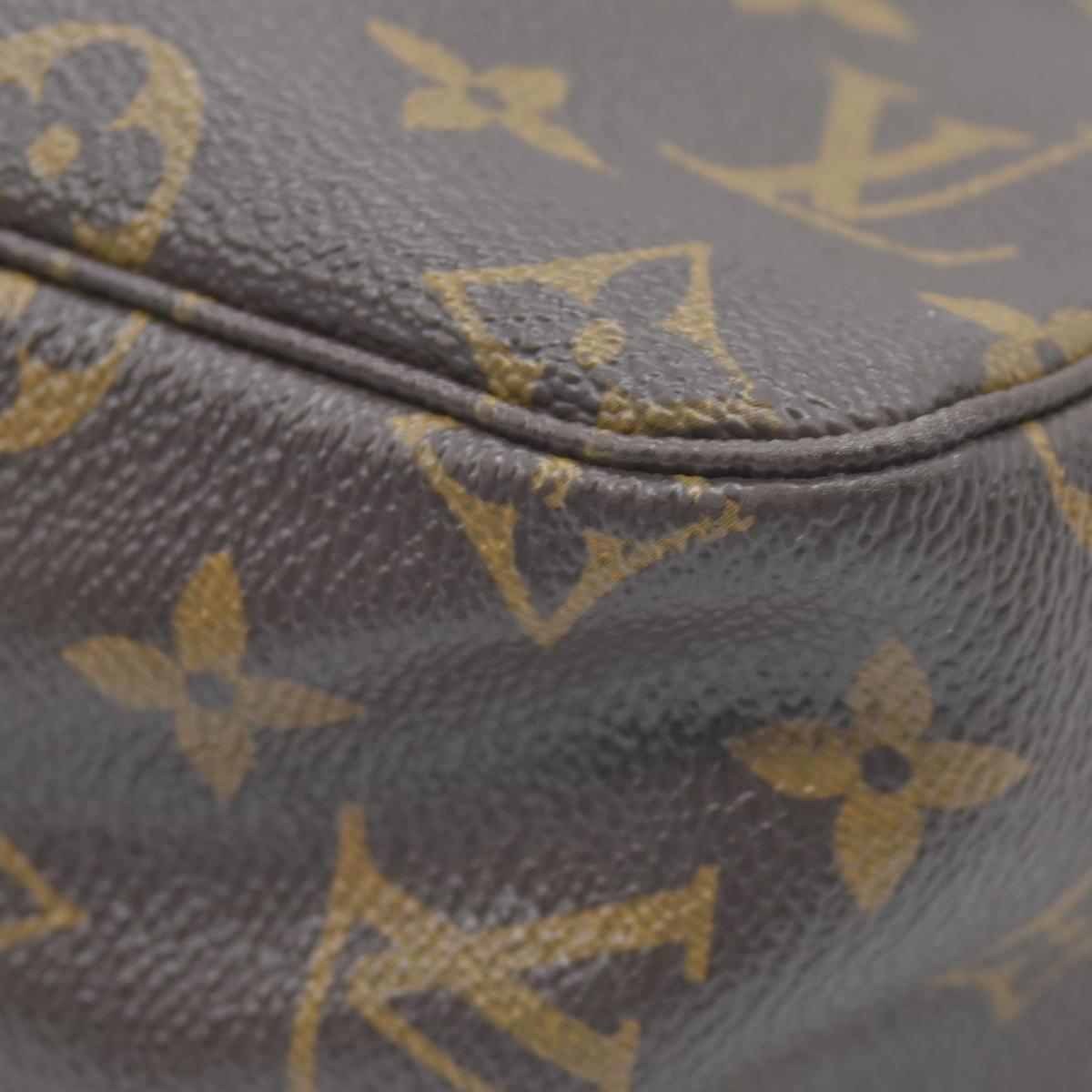 $600 Louis Vuitton Monogram Trousse Toilette 28 CONSIGNMENT