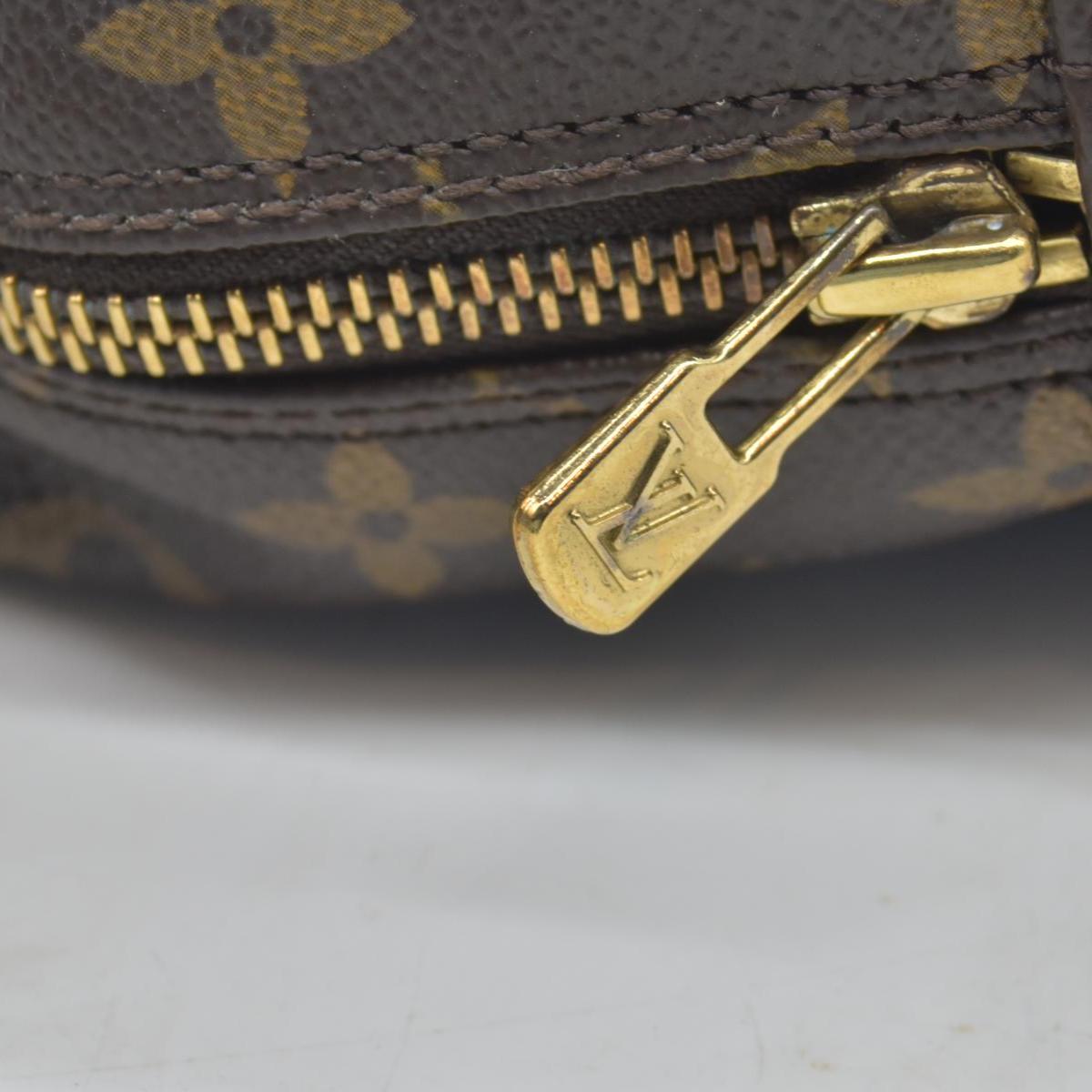 $600 Louis Vuitton Monogram Trousse Toilette 28 CONSIGNMENT