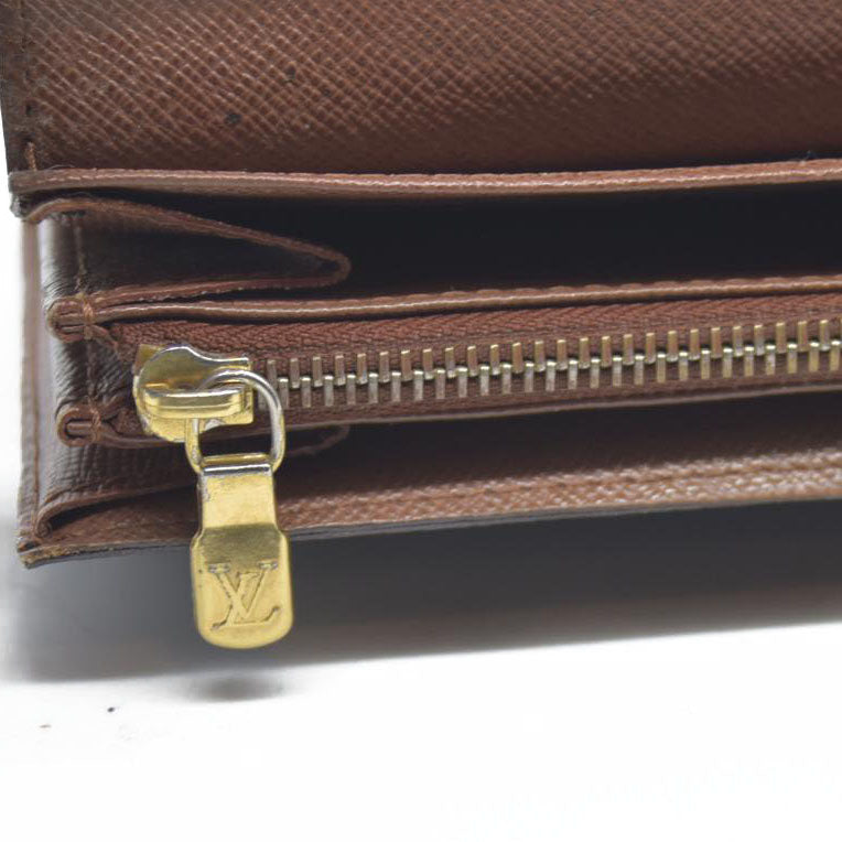 AUCTION $725 Louis Vuitton Monogram Portefeiulle Sarah Long Bifold Wallet Brown CA6008