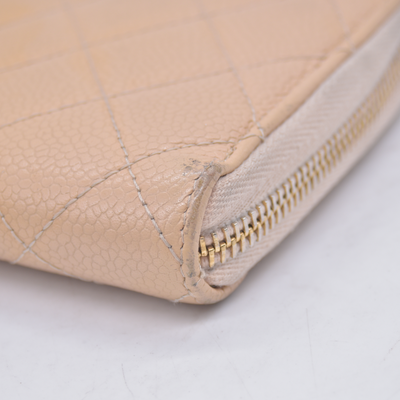 $925 2011 CHANEL CC Quilted Grained Calf Skin Zippy Long Wallet 15394087