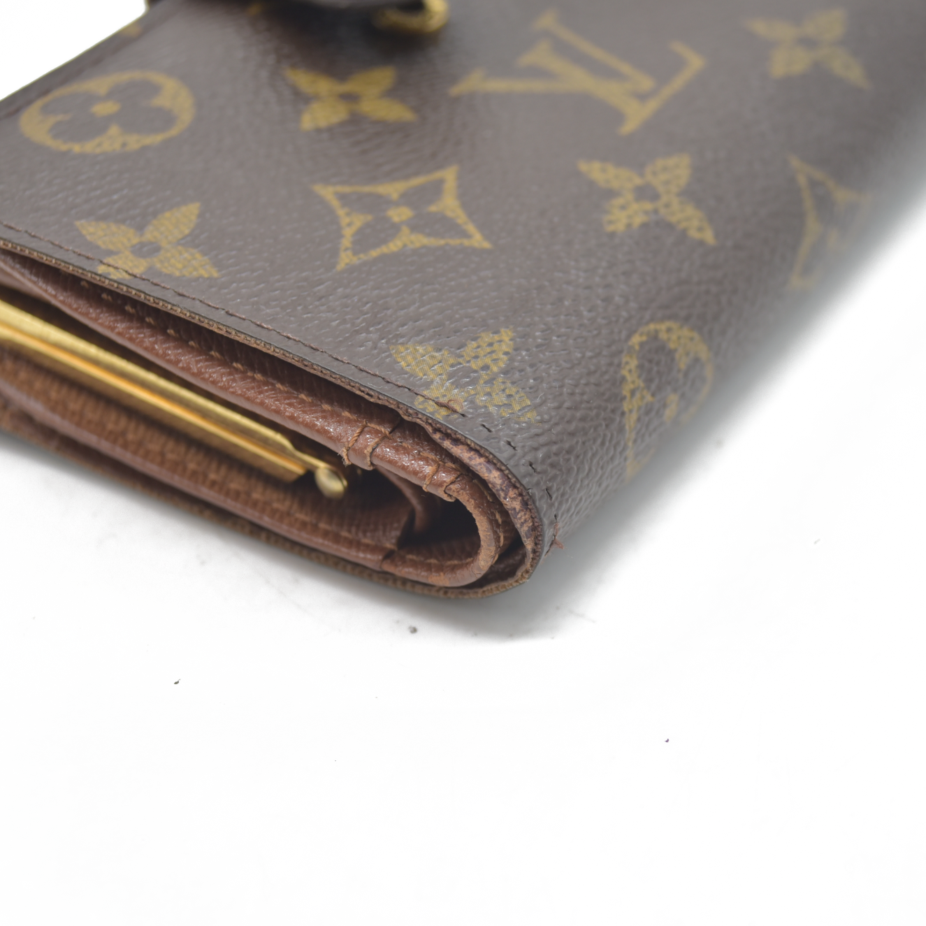 $720 Louis Vuitton LV Monogram French Purse CA0034 2004