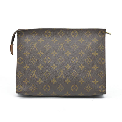 $1070 Louis Vuitton Monogram Toiletry 26 875AN