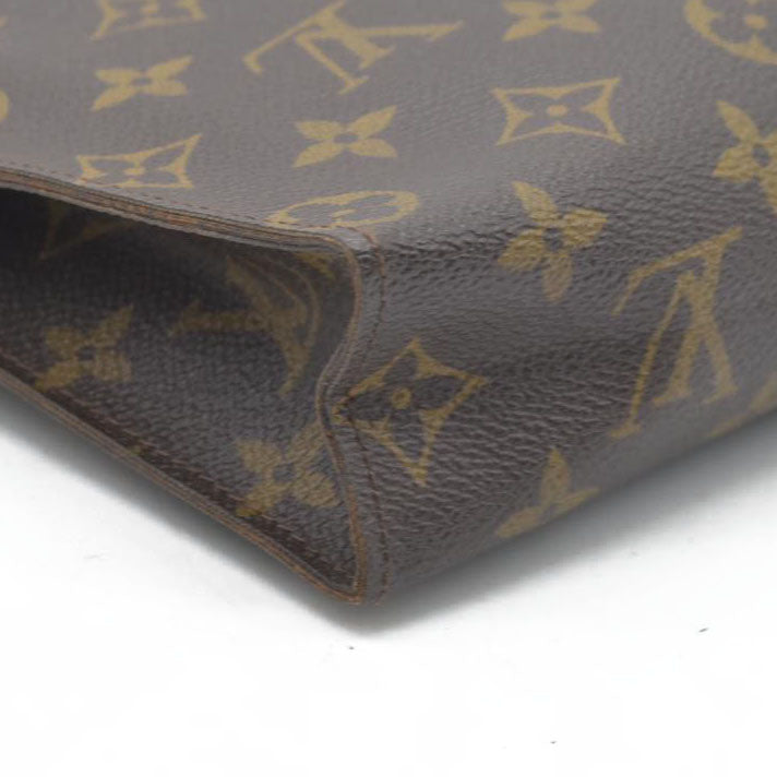 $1070 Louis Vuitton Monogram Toiletry 26 875AN