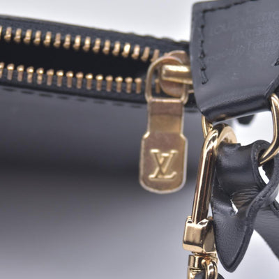 $1560 1992 Louis Vuitton Epi Pochette Accessories Leather Pouch Hand Bag VI0972