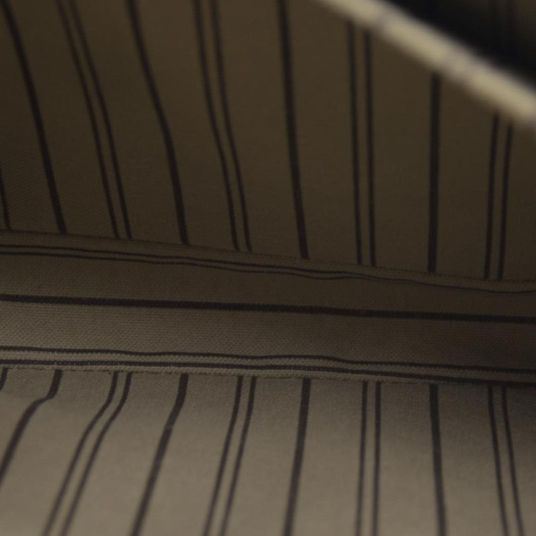 $3000 Louis Vuitton Pochette Métis Monogram Empreinte Leather Beige