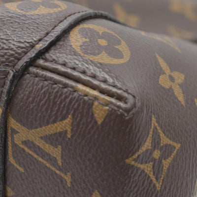 $2910 Louis Vuitton Monogram Montaigne MM