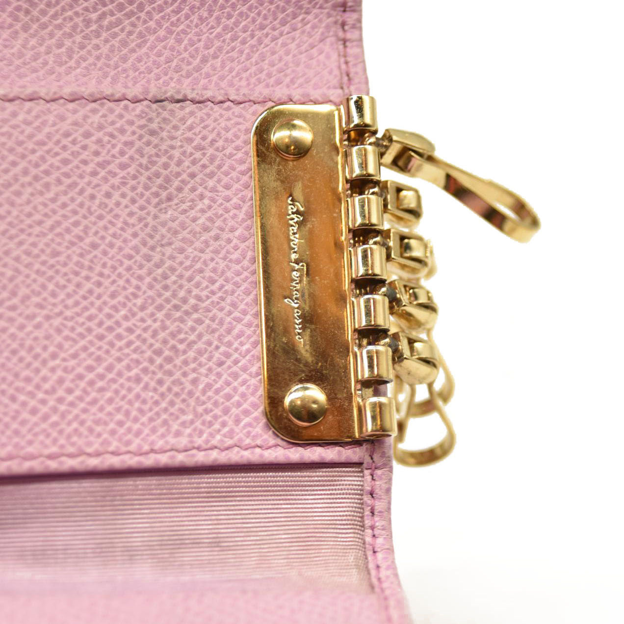 Salvatore Ferragamo Gancini Leather 6 Ring Key Case Pink