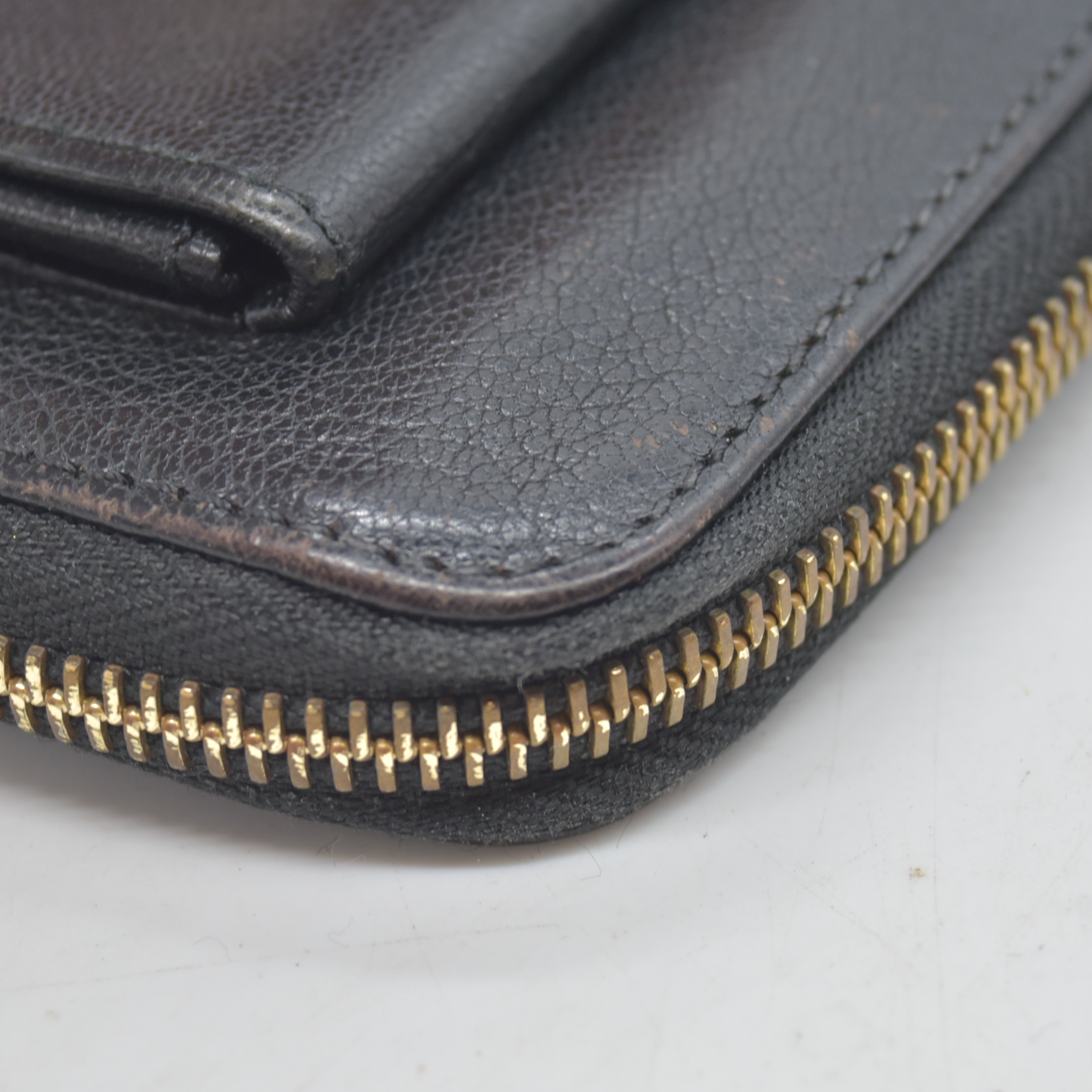 Chloe Lily Leather Zip Around Long Wallet Purse Black
