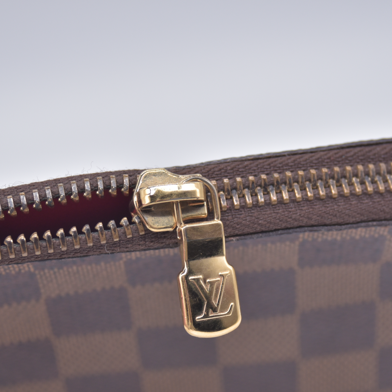 $850 2011 Louis Vuitton Damier Ebene Pochette Cosmetic GM Pouch Bag CA4181