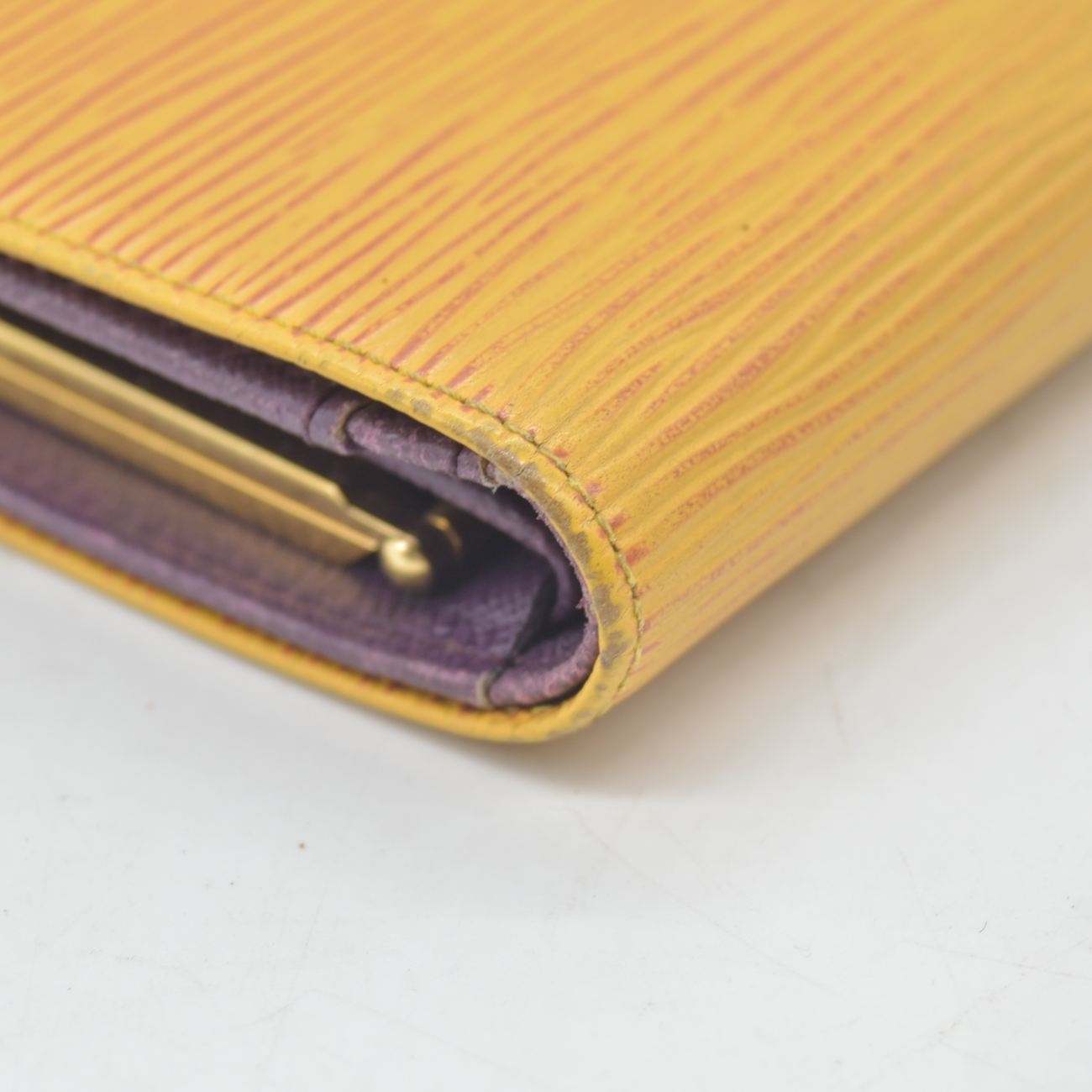 Louis Vuitton Epi Porte Monnaie Billets Viennois Leather Wallet MI1906