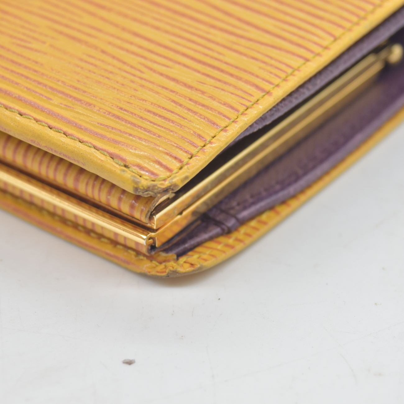 Louis Vuitton Epi Porte Monnaie Billets Viennois Leather Wallet MI1906