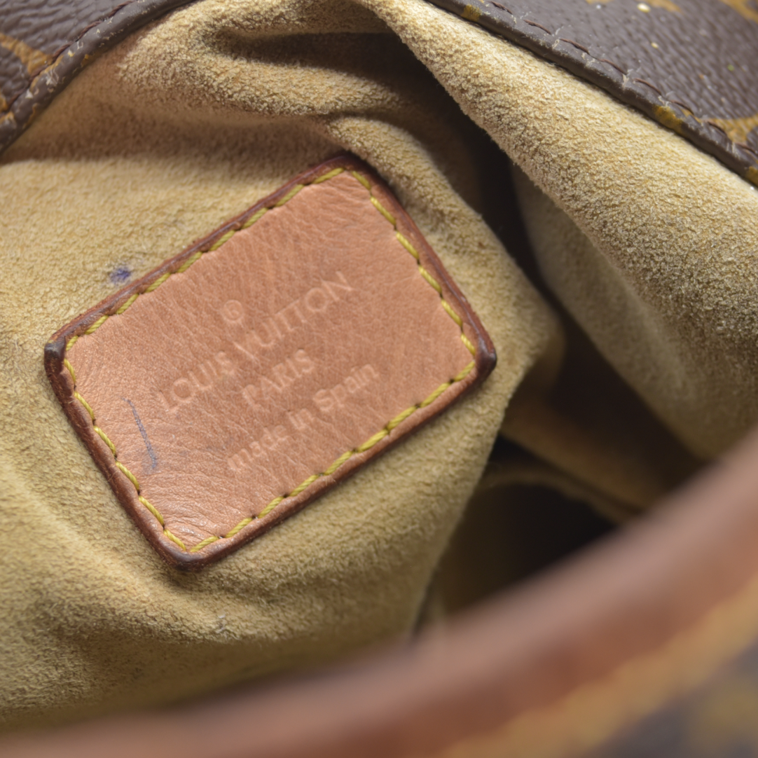 $2500 2021 Louis Vuitton Monogram Artsy MM NM Brown CA0261