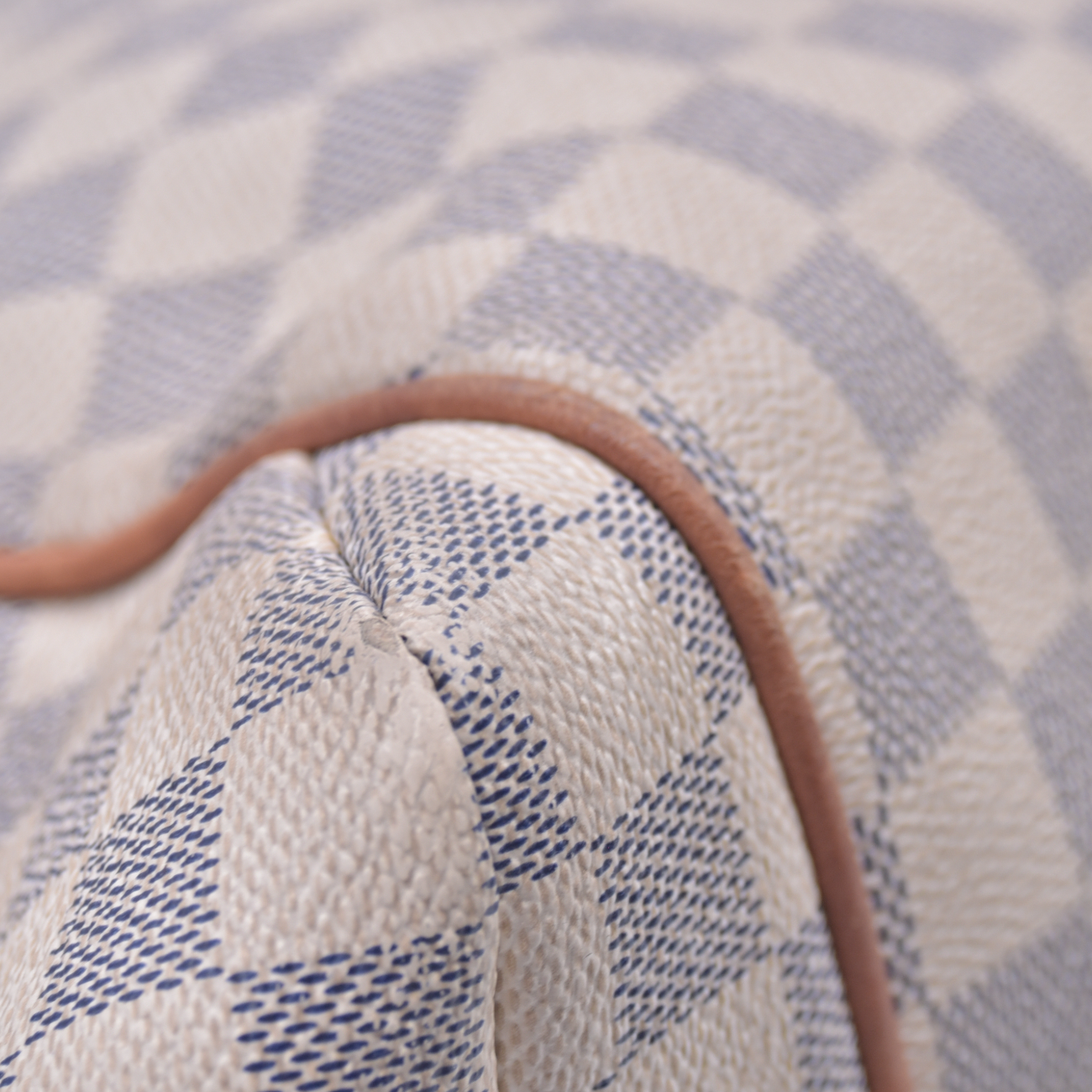 $1430 2012 Louis Vuitton Damier Azur Totally MM Shoulder Tote Bag MB0152