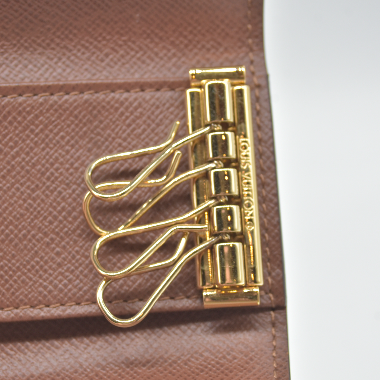 Louis Vuitton Monogram Multicles 4 Ring Key Case Brown