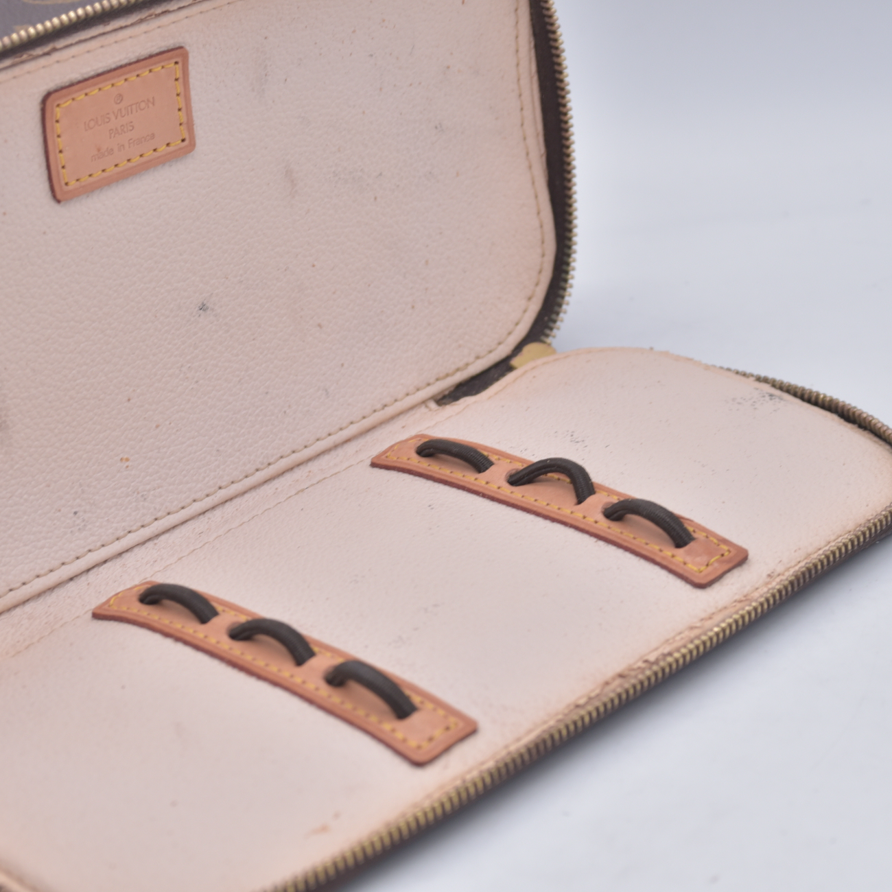 $650 2000 Louis Vuitton Monogram Trousse Blush GM Cosmetic Pouch Bag VI0090