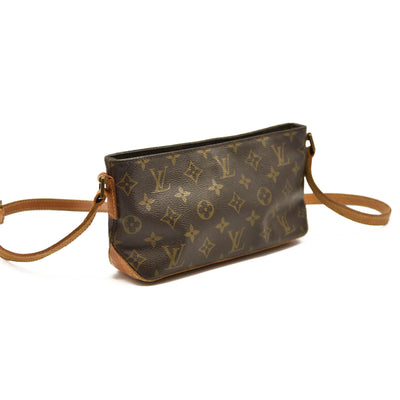 LOUIS VUITTON Trotteur Monogram Shoulder Bag  AR0047