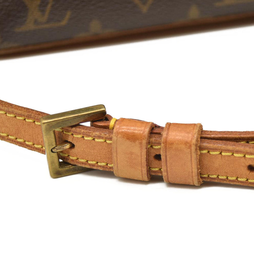 LOUIS VUITTON Trotteur Monogram Shoulder Bag  AR0047