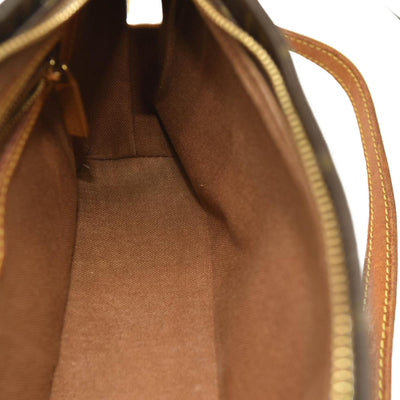 LOUIS VUITTON Trotteur Monogram Shoulder Bag  AR0047