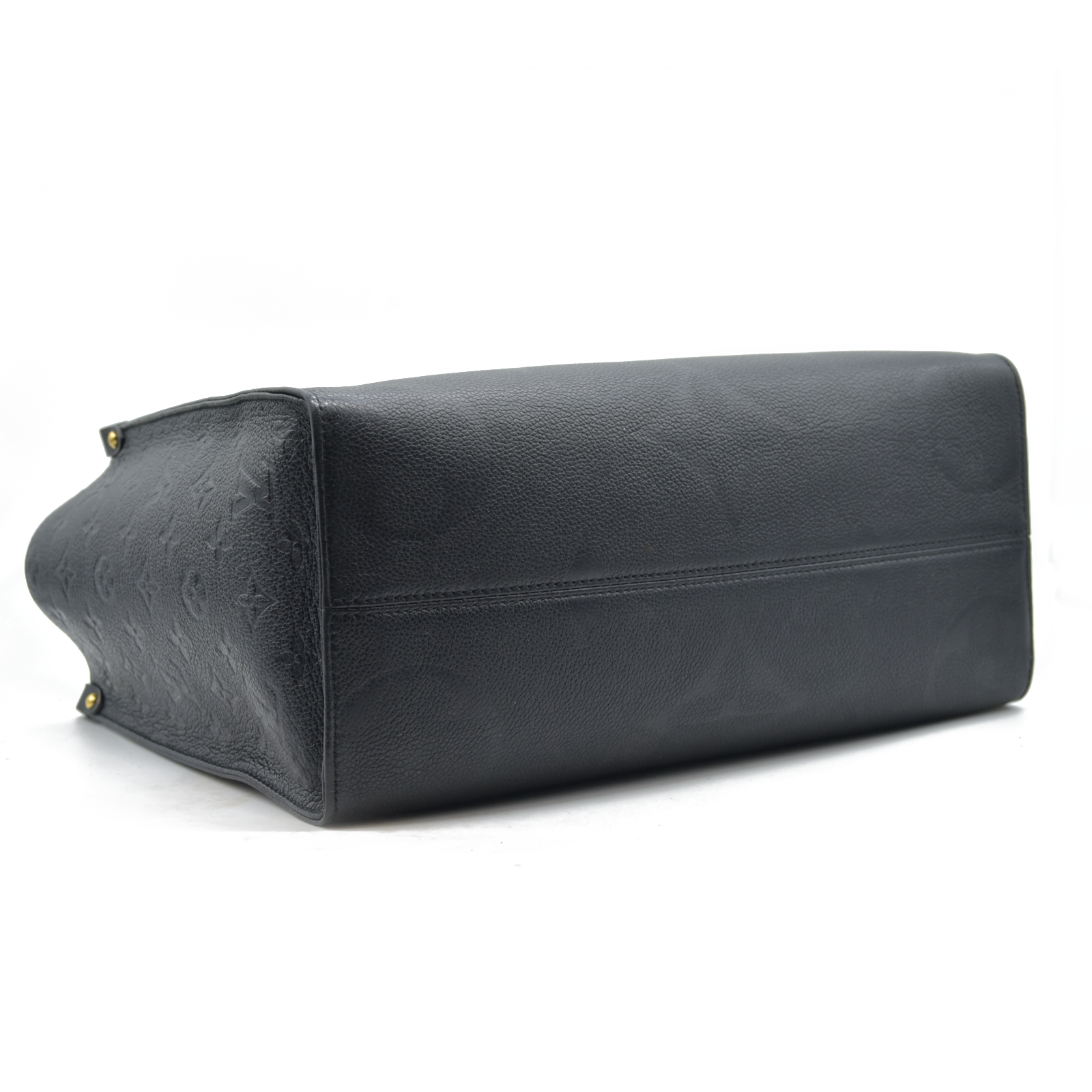 $3550 Louis Vuitton  Empreinte Monogram Giant Onthego MM Black RFID
