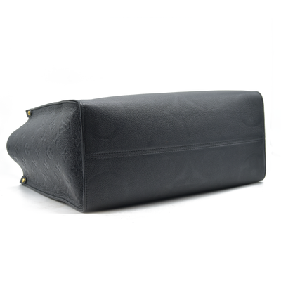 $3550 Louis Vuitton  Empreinte Monogram Giant Onthego MM Black RFID