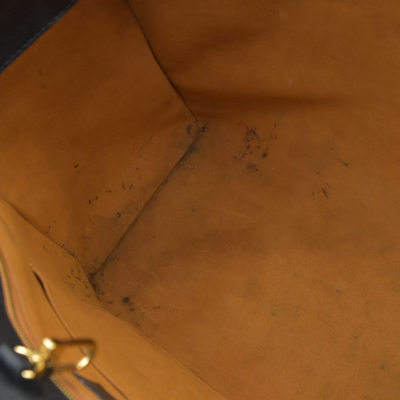 $3550 Louis Vuitton  Empreinte Monogram Giant Onthego MM Black RFID