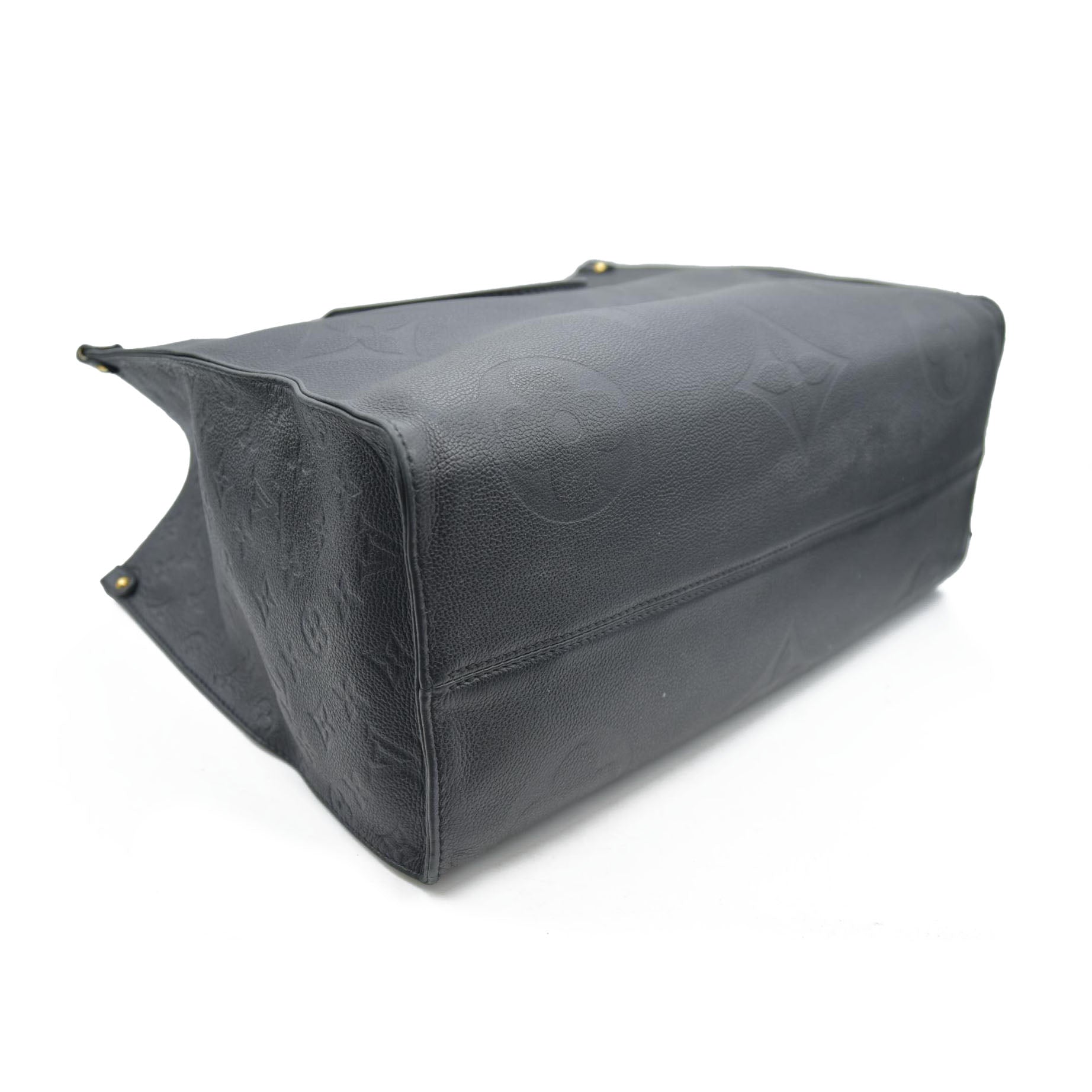 Louis Vuitton Monogram Giant OnTheGo MM