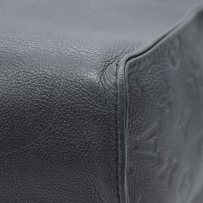 Louis Vuitton Monogram Giant OnTheGo MM