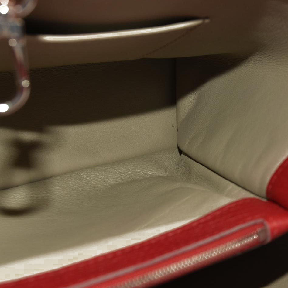 Louis Vuitton  Taurillon Capucines MM Rubis Tote