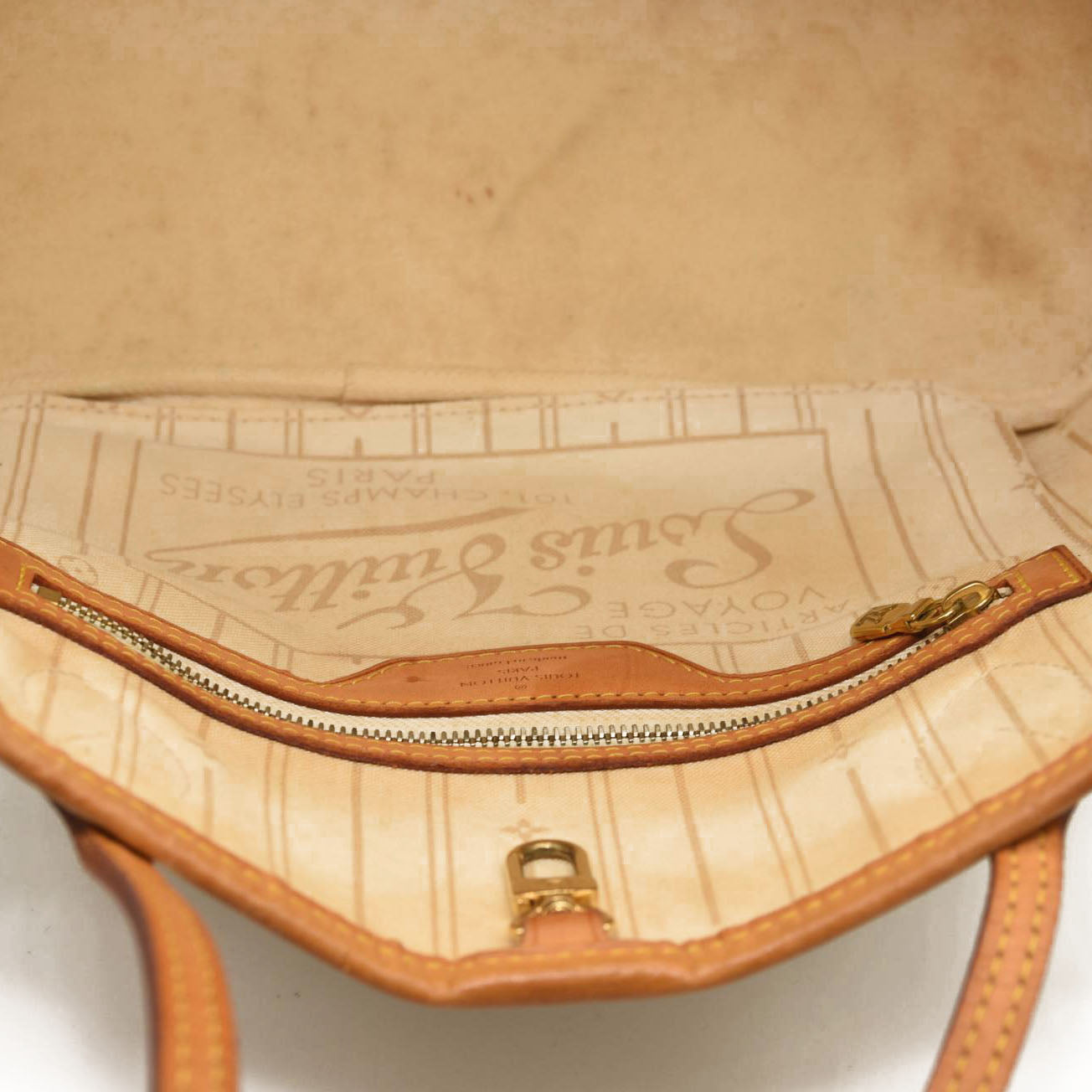 LOUIS VUITTON Damier Azur Neverfull PM