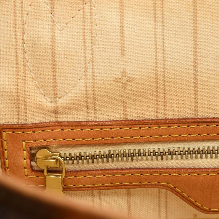 LOUIS VUITTON Damier Azur Neverfull PM