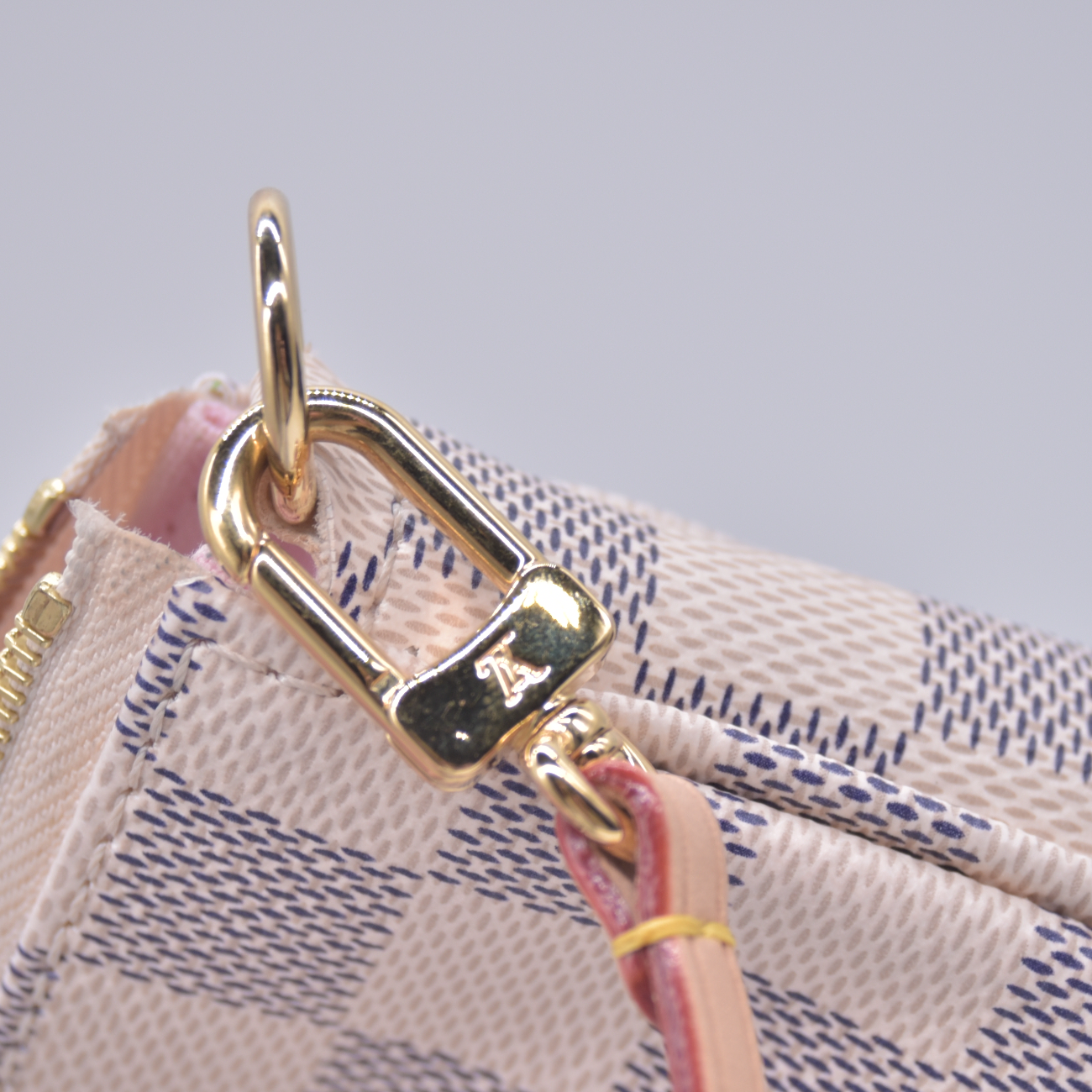 $1710 Louis Vuitton Damier Azur Pochette Accessoires with Chain 10021294
