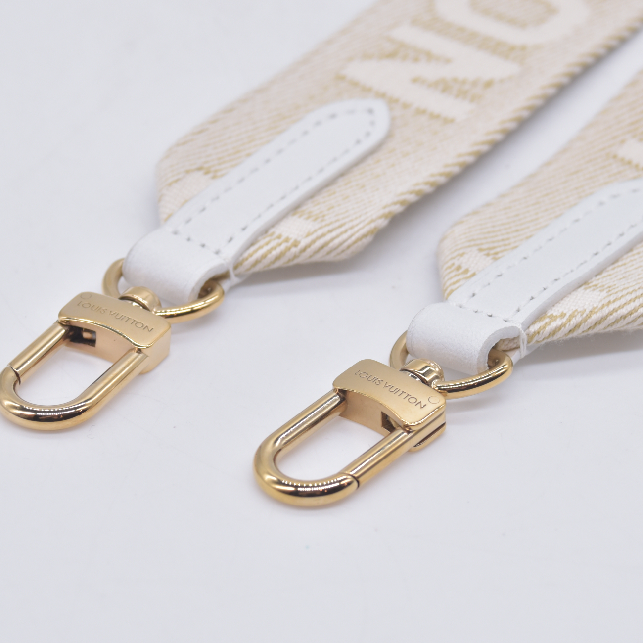 $715 Louis Vuitton Nylon Coussin Shoulder Strap White