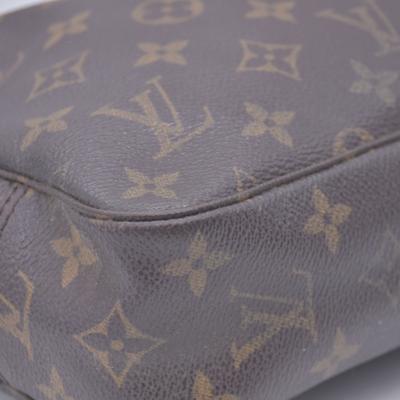 $600 1988 LOUIS VUITTON Trousse Toilette 23 Monogram Pouch M47524 884TH