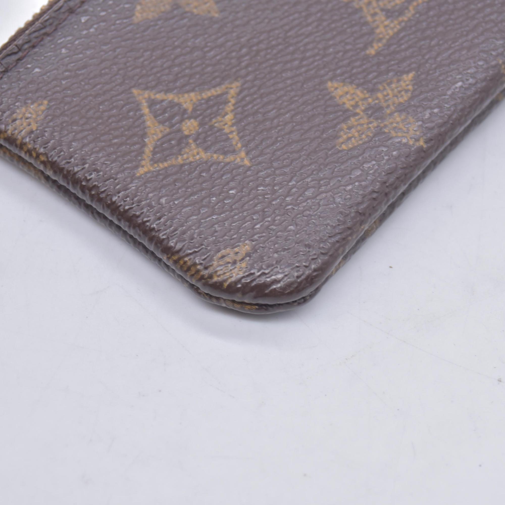 $355 Louis Vuitton Monogram Pochette Cles Key Holder CONSIGNMENT