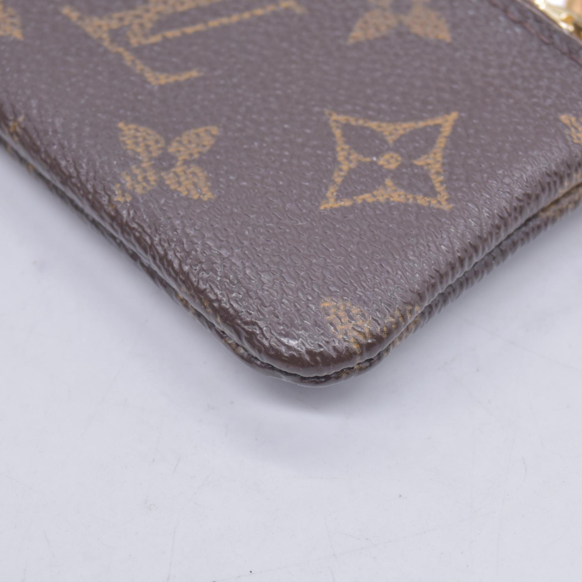 $355 Louis Vuitton Monogram Pochette Cles Key Holder CONSIGNMENT