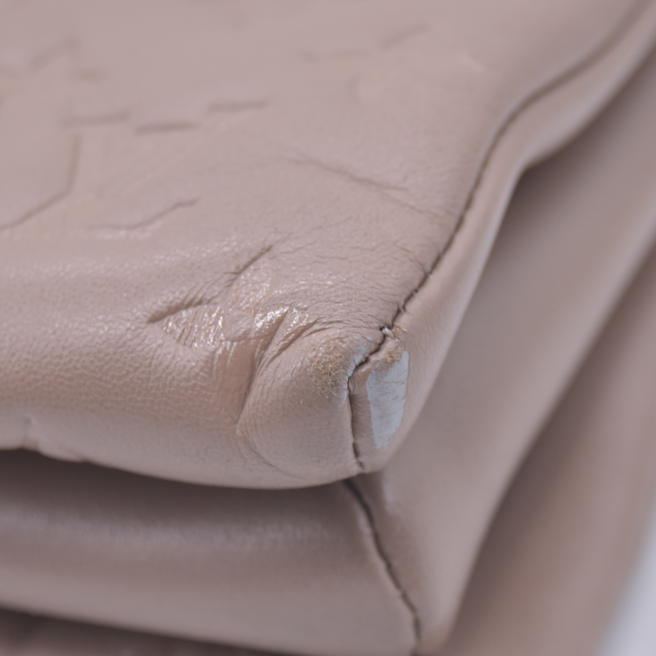 $5500 Louis Vuitton Lambskin Embossed Monogram Coussin MM Taupe RFID 10021358